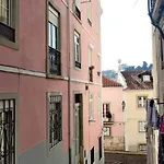Alfama Graca District Typical & Bright , 3 Bedroom With Ac 1st Floor Apartmán Lisboa
