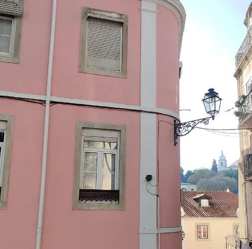 דירה Alfama Graca District Typical & Bright , 3 Bedroom With Ac 1st Floor ליסבון